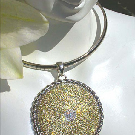 Opulent Yellow Sapphire Pendant with Diamonds