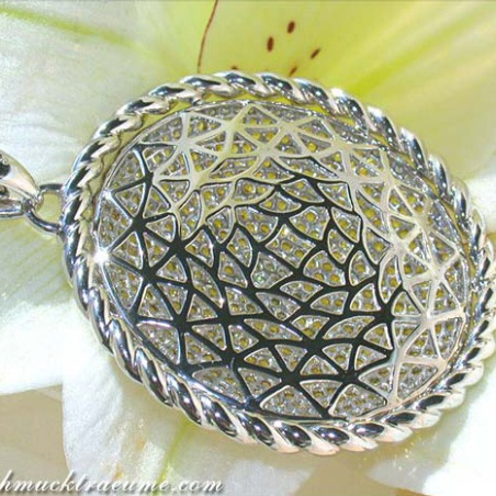 Opulent Yellow Sapphire Pendant with Diamonds