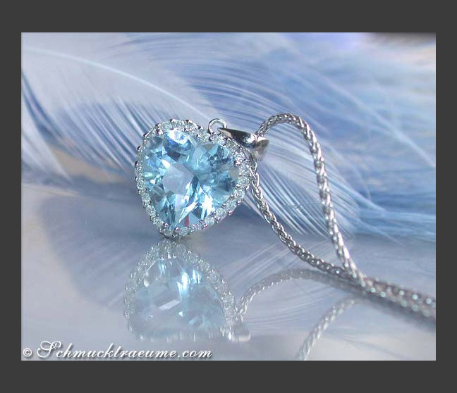 Delicate Aquamarine Heart Pendant with Diamonds Delicate Aquamarine Heart Pendant with Diamonds