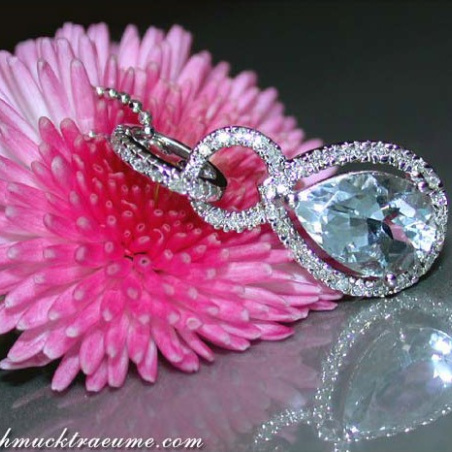 Delicate Aquamarine Teardrop Pendant with Diamonds