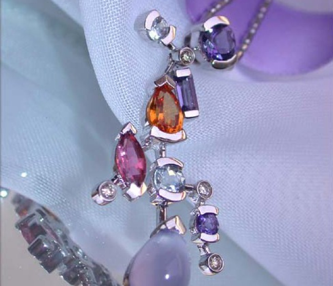 Magnificent Multicolor Gemstone Diamond Pendant Magnificent Multicolor Gemstone Diamond Pendant