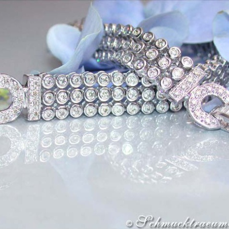 Attractive Diamond Bracelet in White gold 14k