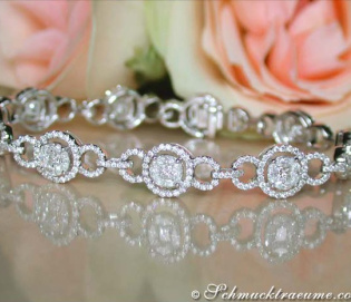 Precious Illusion Style Diamond Bracelet