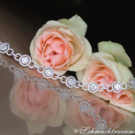 Precious Illusion Style Diamond Bracelet