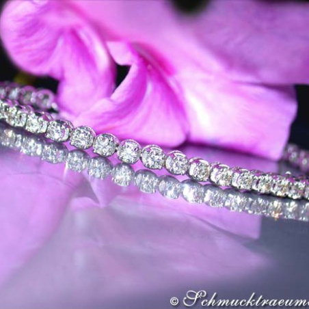 Magnificent Diamond Tennis Bracelet