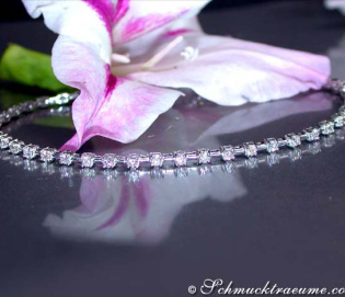 Magnificent Diamond Bracelet in Platinum
