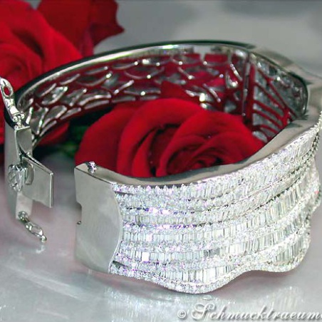 Opulenter Brillant Diamant Armreif in Weißgold 750