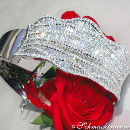 Opulenter Brillant Diamant Armreif in Weißgold 750