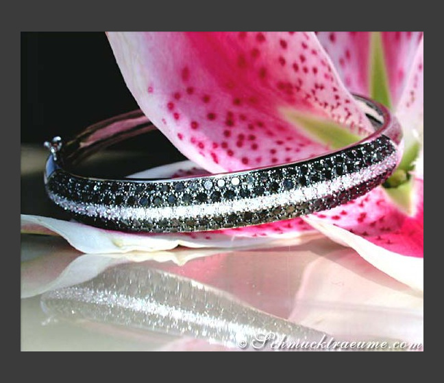 Magnificent Black & White Diamond Bangle Magnificent Black & White Diamond Bangle