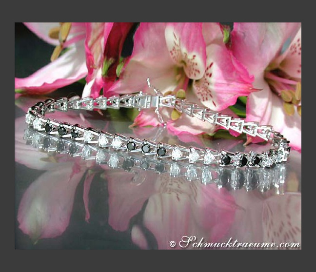 Timeless Black & White Diamond Tennis Bracelet Timeless Black & White Diamond Tennis Bracelet