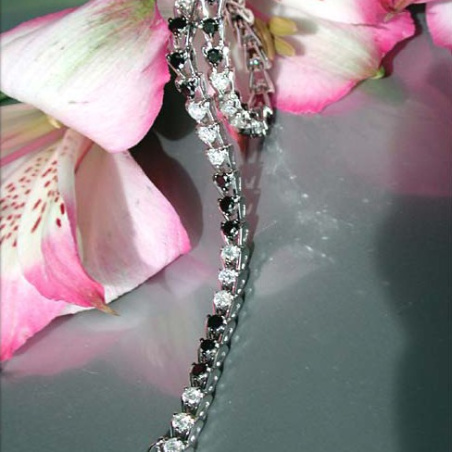 Tennisarmband mit schwarzen Diamanten & Brillanten