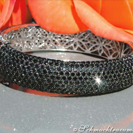 Armreif mit schwarzen Diamanten