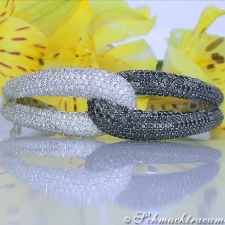 Brillanten Armreif mit schwarzen Diamanten