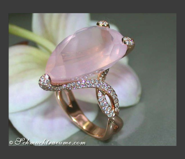 Exquisite Rose Quartz Pear Ring With Diamonds Exquisite Rose Quartz Pear Ring With Diamonds