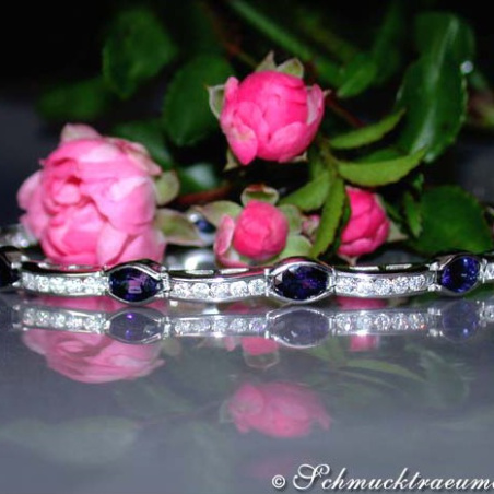 Gorgeous Sapphire Bracelet with Diamonds