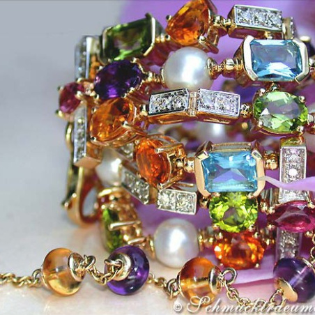 Exquisite Multicolor Diamond Pearl Bracelet