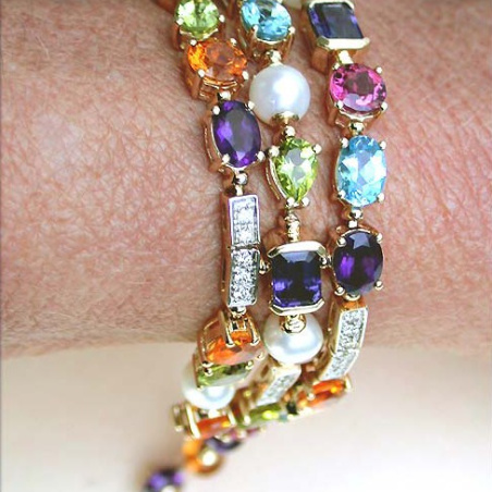 Exquisite Multicolor Diamond Pearl Bracelet
