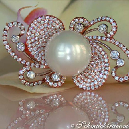 Fantastic Southsea Pearl Ring with Diamonds