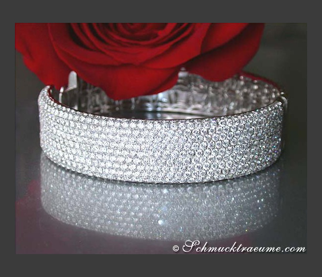 Heavy Diamond Bangle (11 ct.) Heavy Diamond Bangle (11 ct.)