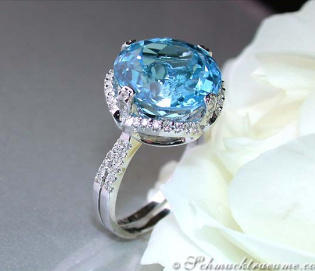 Exquisite Blue Topaz Ring with Diamonds