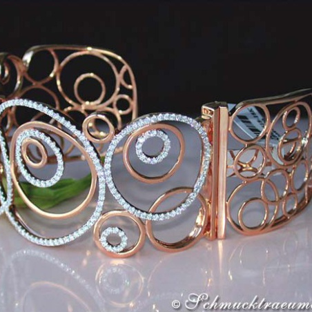 Extra wide Diamond Bangle in Rosegold