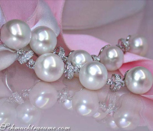 Beautiful Freshwater Pearl Earrings