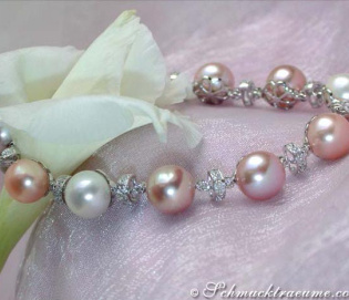 Elegant Multicolor Pearl Bracelet with Diamonds