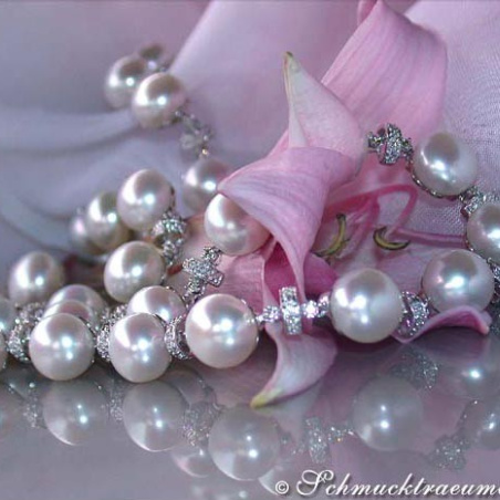 Beautiful Freshwater Pearl Necklace