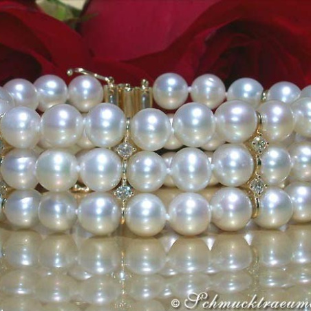 Dreireihiges Zuchtperlen Brillanten Armband in Gelbgold