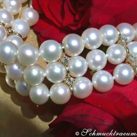 Dreireihiges Zuchtperlen Brillanten Armband in Gelbgold