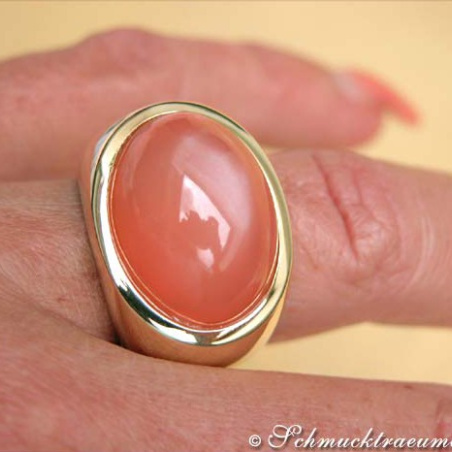 Excellent Moonstone Ring