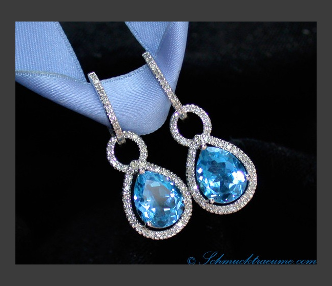 Blautopas Ohrringe / Creolen mit Diamanten Blautopas Ohrringe / Creolen mit Diamanten