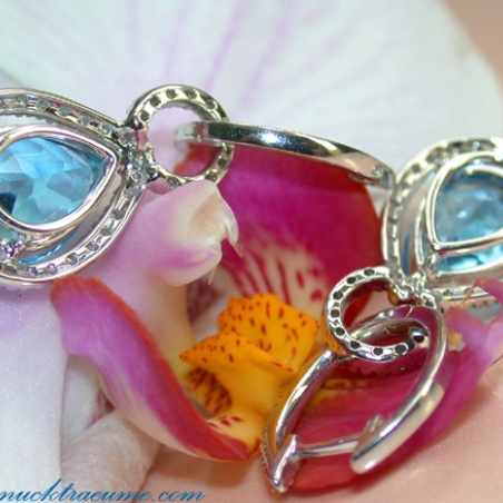 Blautopas Ohrringe / Creolen mit Diamanten