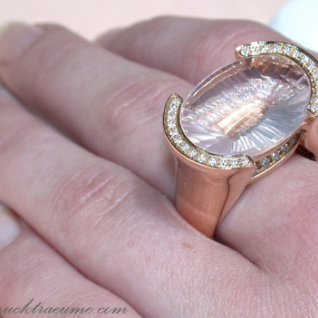 Impressive Rose Quarz Diamond Ring