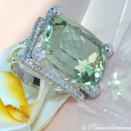Impressive Green Amethyst Ring with Diamonds