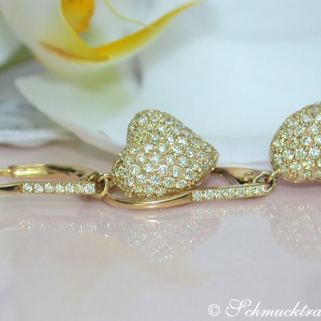 Classy Diamonds Heart Earrings in Yellow gold 18k