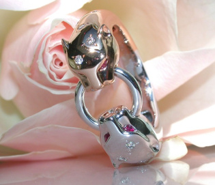 Attractive Diamond Panther Ring