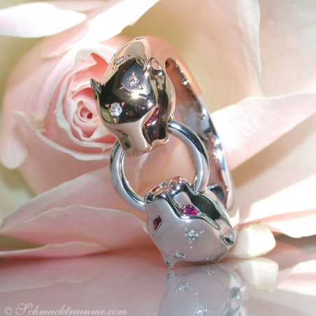 Attractive Diamond Panther Ring