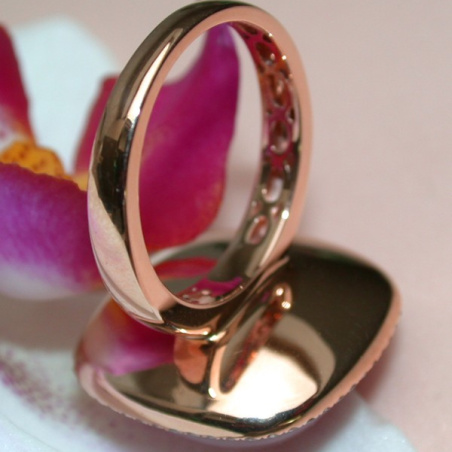 Magnificent Rose Quartz Diamond Ring