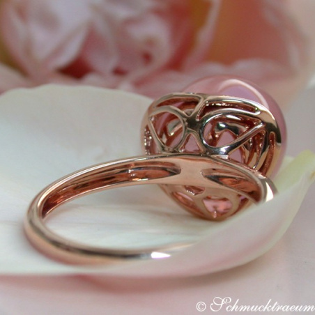 Enchanting Rose Quartz Diamond Ring