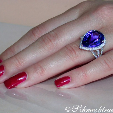 Exquisite AAA Tanzanite Ring with Diamonds