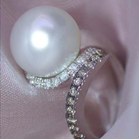 Südseeperle Ring mit braunen Diamanten