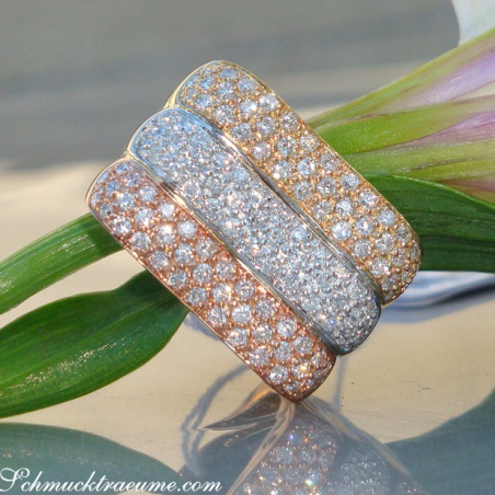 Three diamonds rings in one (three tone finish)