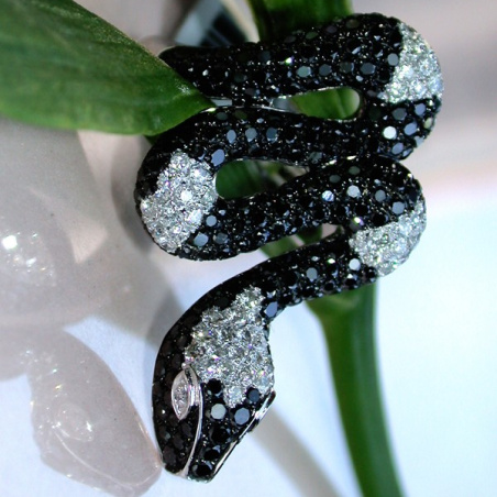 Snake Ring with Black & White Diamonds