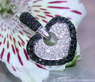 Interesting Black & White Diamond Heart Pendant