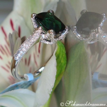 Feminine Green Tourmaline Ring with Diamonds