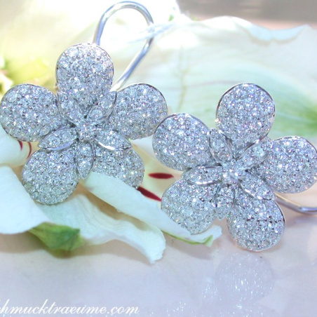 Feminine Diamond Flower Studs