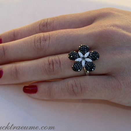Pretty Black & White Diamond Flower Ring