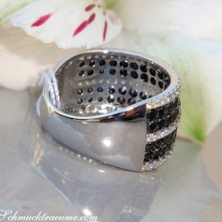 Precious Black & White Diamond Ring