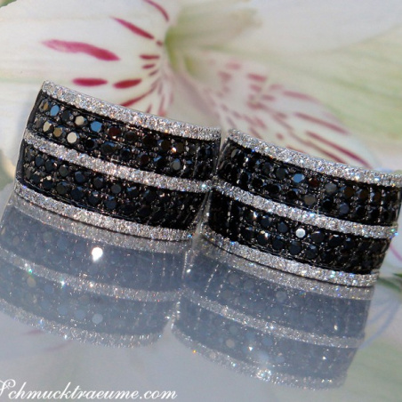 Casual Smart Black & White Diamond Earrings